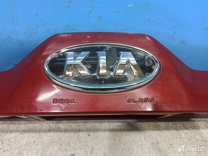 Накладка крышки багажника Kia Sportage 2 2004-2008