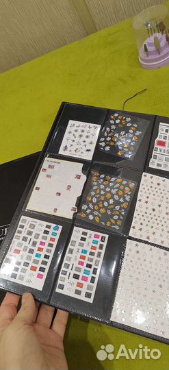 Слайдеры, наклейки, фольга в альбомах