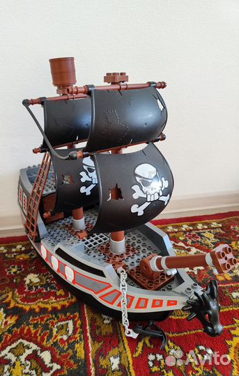 Lego пиратский корабль