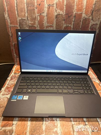 Ноутбук asus