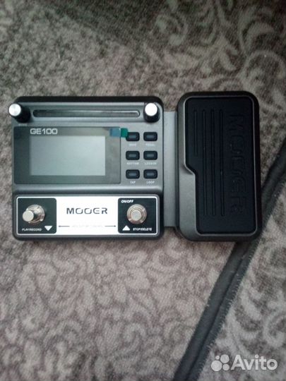 Продам комбик и педаль эффектов