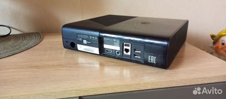 Xbox 360 E 500 гб