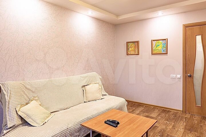 2-к. квартира, 50 м², 2/3 эт.