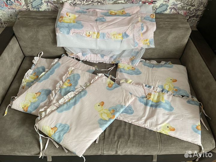 Бортики и балдахин в кроватку для девочки