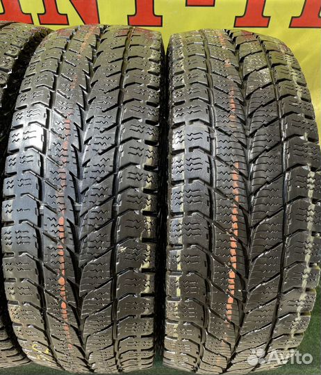 Uniroyal Snow Max 2 215/70 R15C 104R