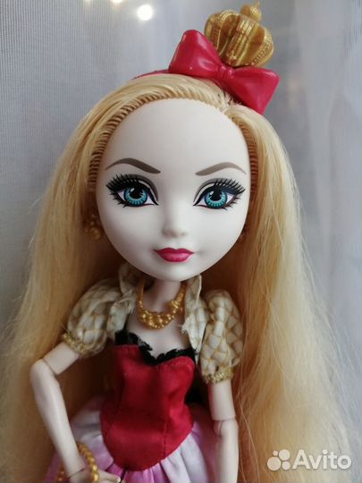 Кукла Ever after high Эппл Уайт базовая