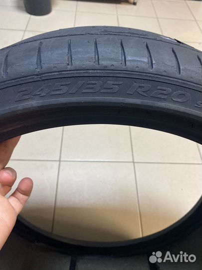 Pirelli P Zero 245/35 R20 95Y