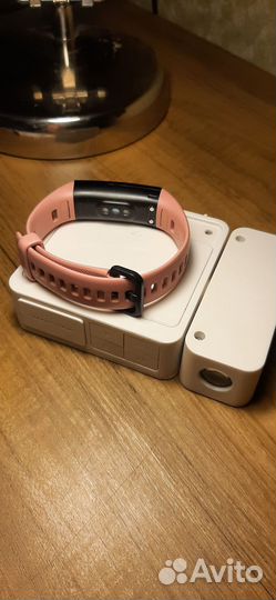 Смарт часы honor