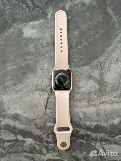 Apple Watch series 5 40mm