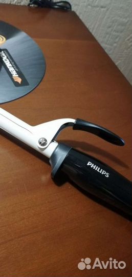 Щипцы для завивки волос 