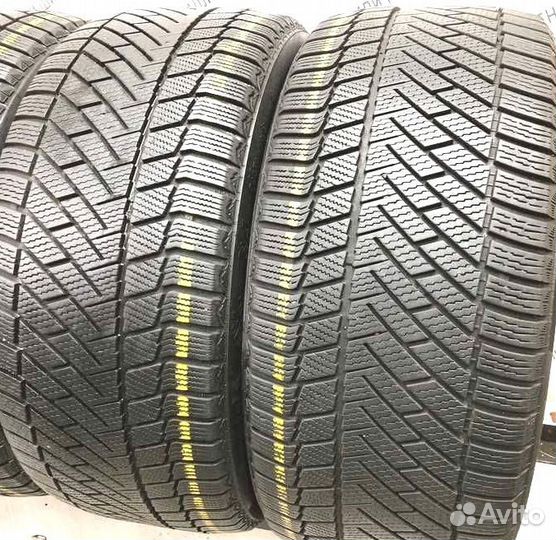 Continental ContiVikingContact 6 235/55 R17 95M