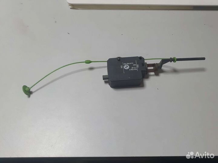 Сервопривод,активатор лючка бензобака BMW x5 e53