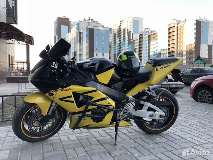 Honda cbr954rr