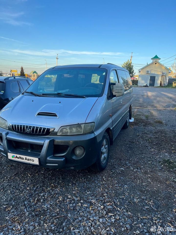 Hyundai Starex 2.5 AT, 2001, 1 км