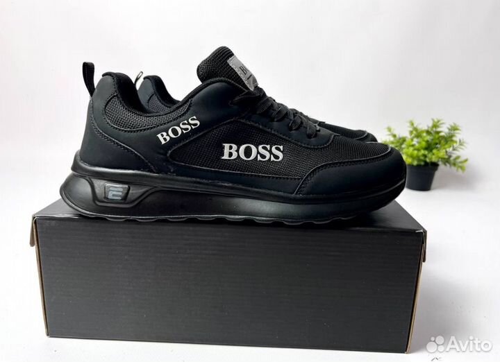 Кроссовки Boss качественные