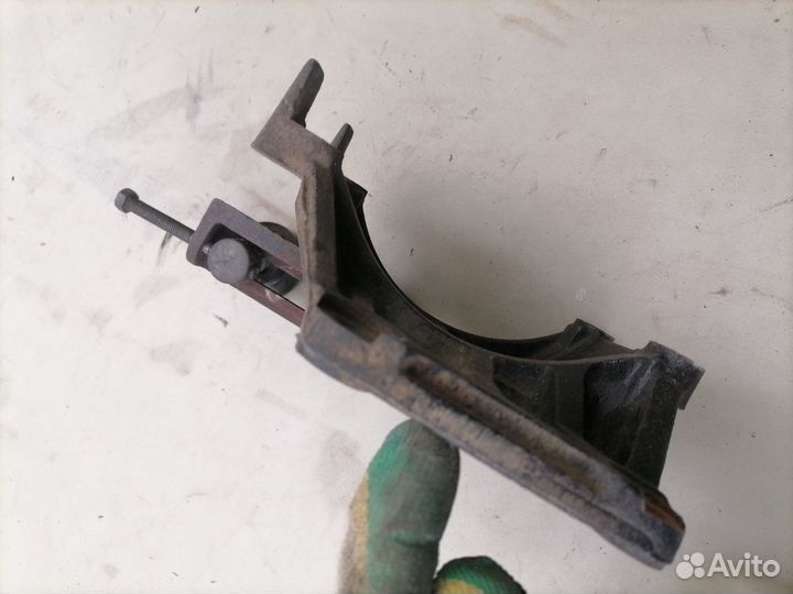 Кронштейн кондиционера Daewoo Nexia 1995-2016