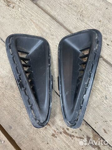 Решетка в передний бампер Toyota Camry 55