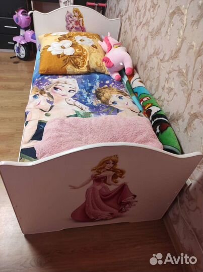 Кровать для девочки с ортопедическим матрасом