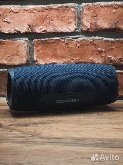 Колонка JBL charge 4