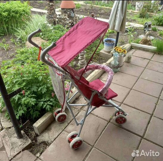 Продам прогулочную коляску