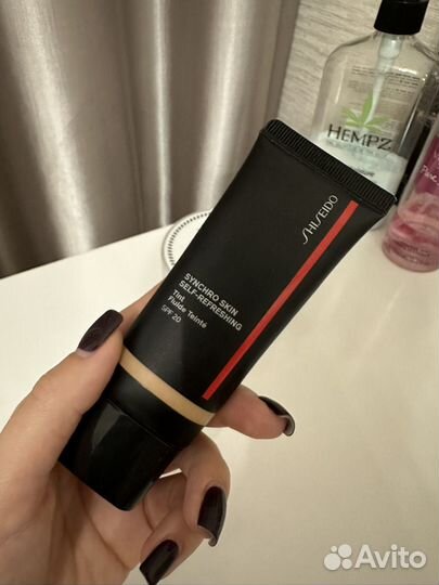 Shiseido synchro skin self-refreshing tint spf20