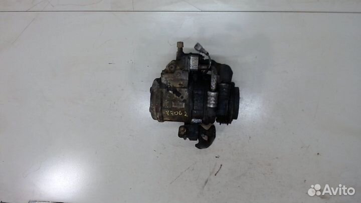 Компрессор кондиционера Toyota Previa (Estima), 19