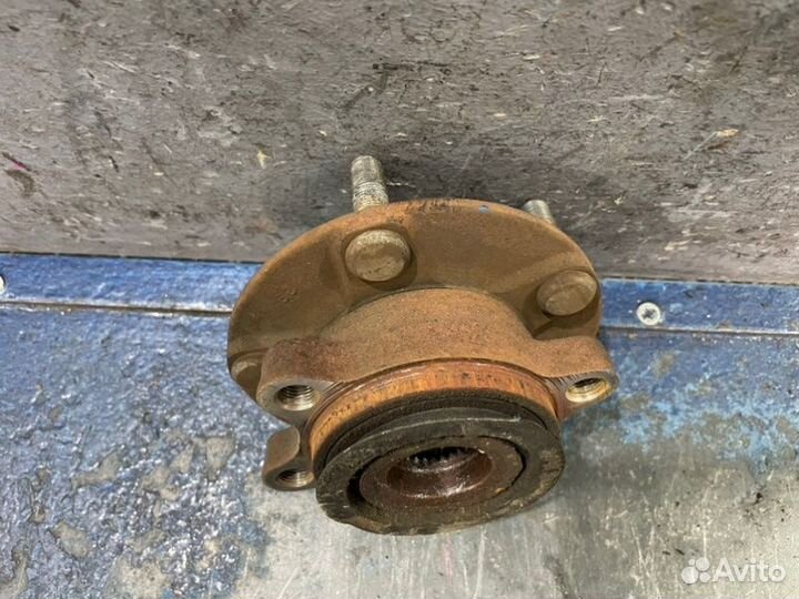 Ступица передняя Nissan X-Trail T31