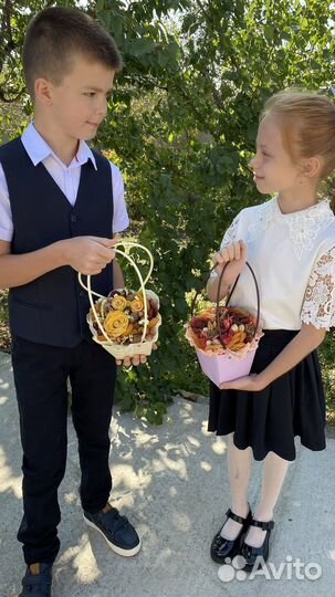 Букет из сухофруктов учителю