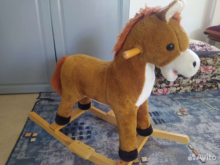 Лошадь качалка