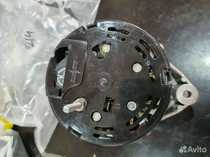 Генератор Ваз Нива 214