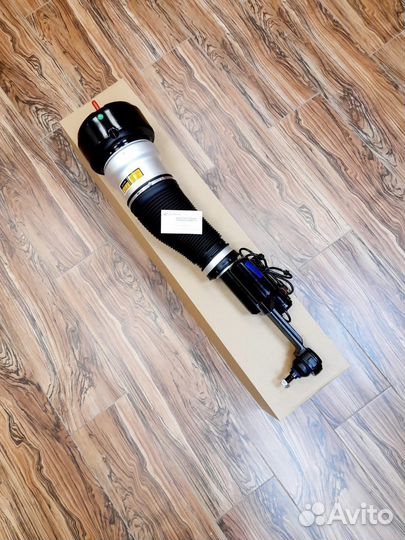 Пневмостойка Mercedes CL-class W216 4matic new