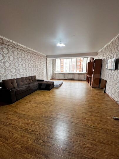 2-к. квартира, 95 м², 5/10 эт.