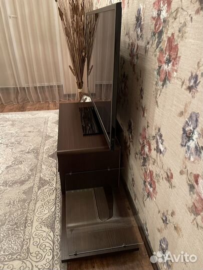 Тумба под телевизор новая