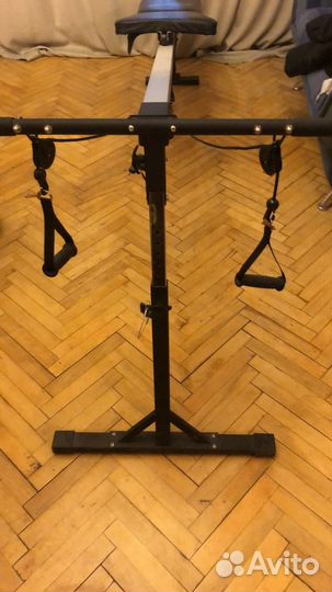 Тренажер для плавания