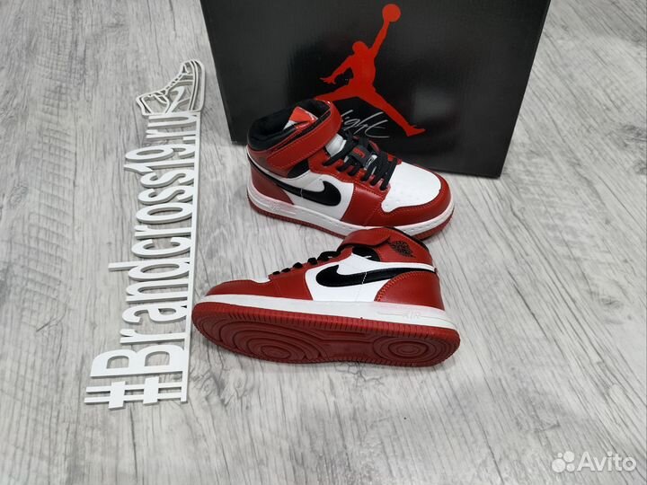 Кроссовки Nike Jordan 4
