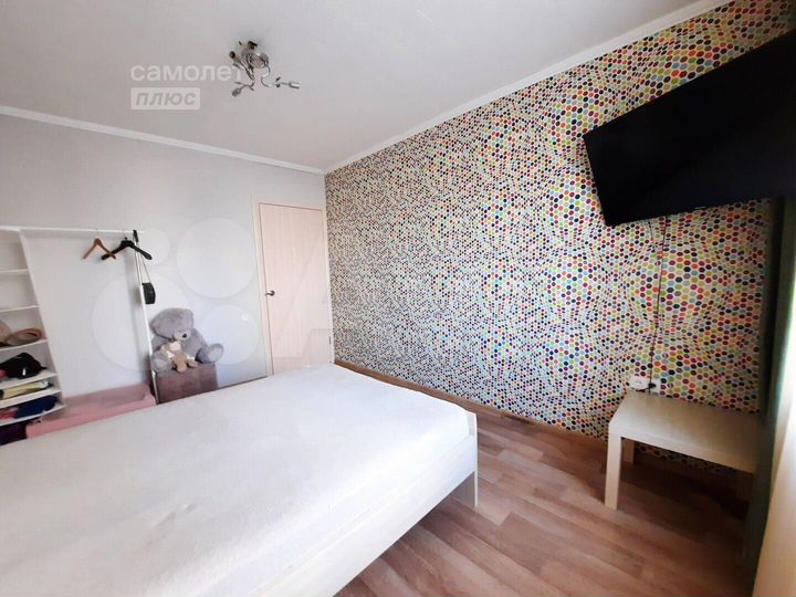 3-к. квартира, 73,4 м², 1/12 эт.