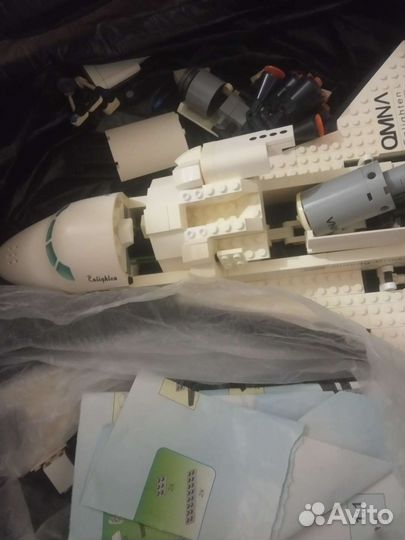 Lego космически корабль