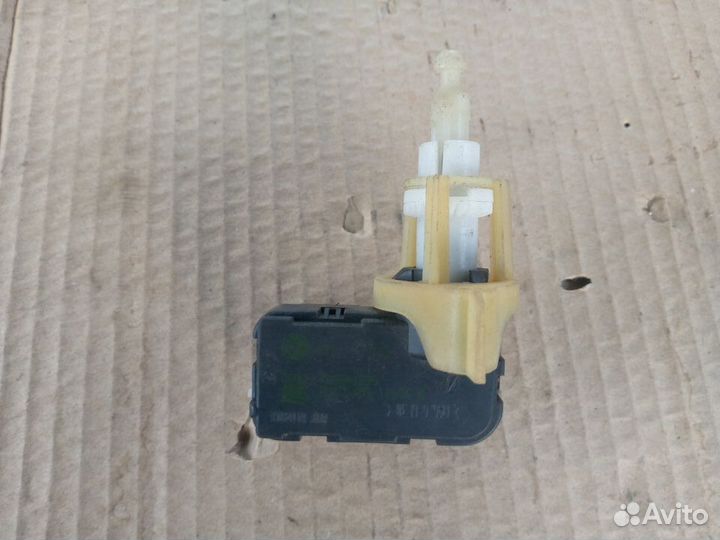 Моторчик корректора фар Volkswagen Passat B6