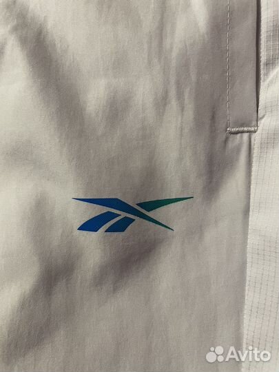 Костюм спортивный женский Reebok