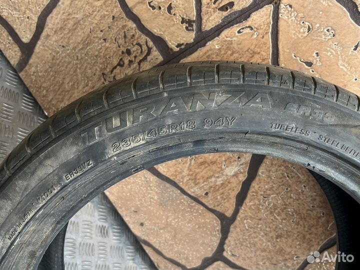 Bridgestone Turanza ER33 235/45 R18 94Y
