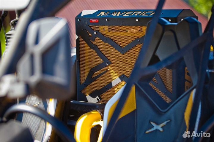 Вынос радиатора Can-Am Maverick XMR и XRS