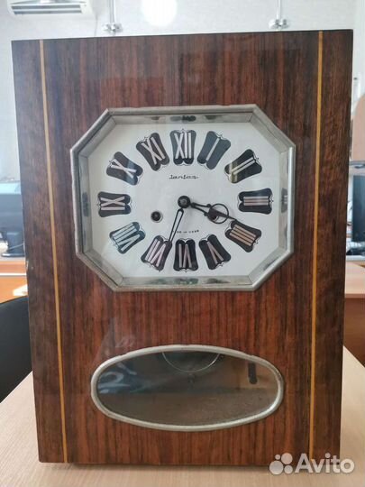 Часы настенные СССР Янтарь