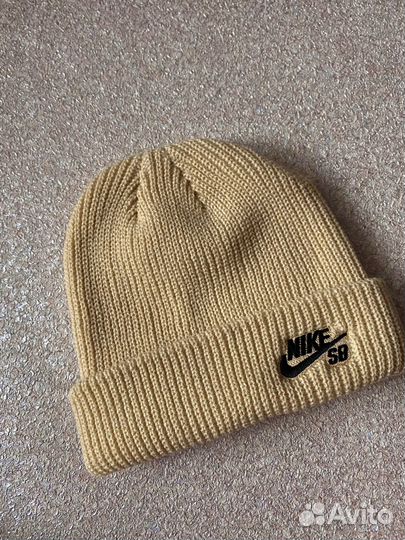 Мужская шапка Nike SB бежевая