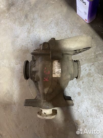 Редуктор BMW E90 33107524325