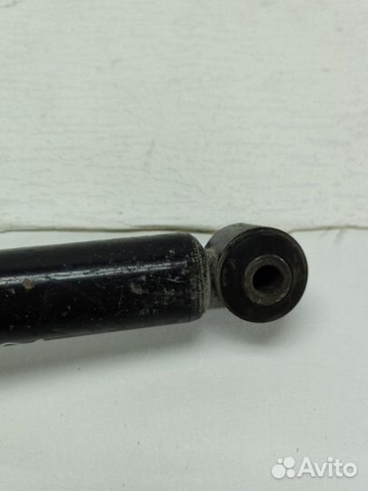 Амортизатор подвески задний Nissan Almera 2006