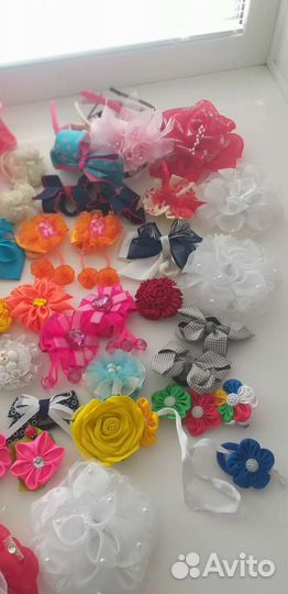 Банты, заколки, резинки для волос Школьные
