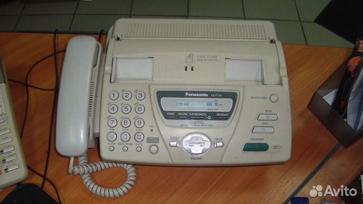 Телефон - факс Panasonic KX-FT78RU