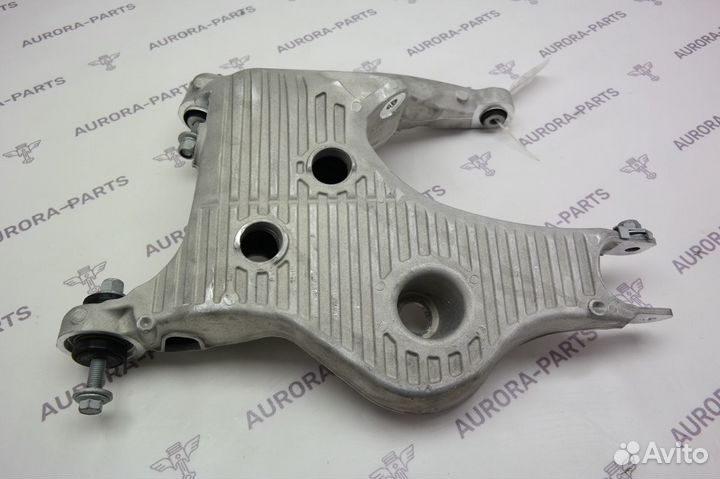 Рычаг нижний Range Rover Sport 2 L494 2013