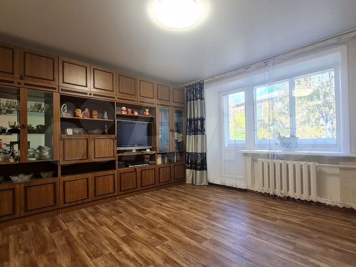 2-к. квартира, 52 м², 2/5 эт.