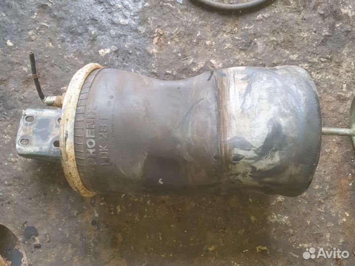 Пневморессора Renault Magnum Mack Premium DCI